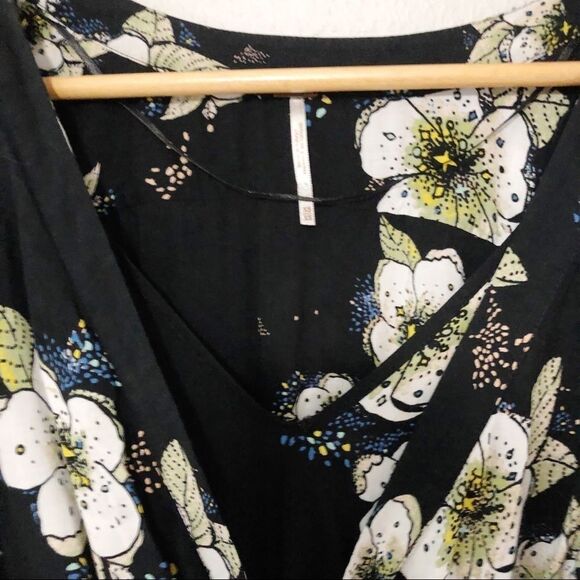 Free People Tuscan Dreams Floral Printed - Picture 8 of 11
